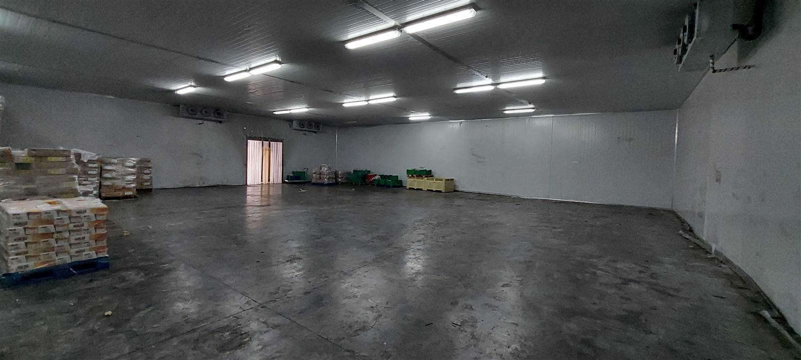 4033  m² Industrial space in Clayville photo number 1