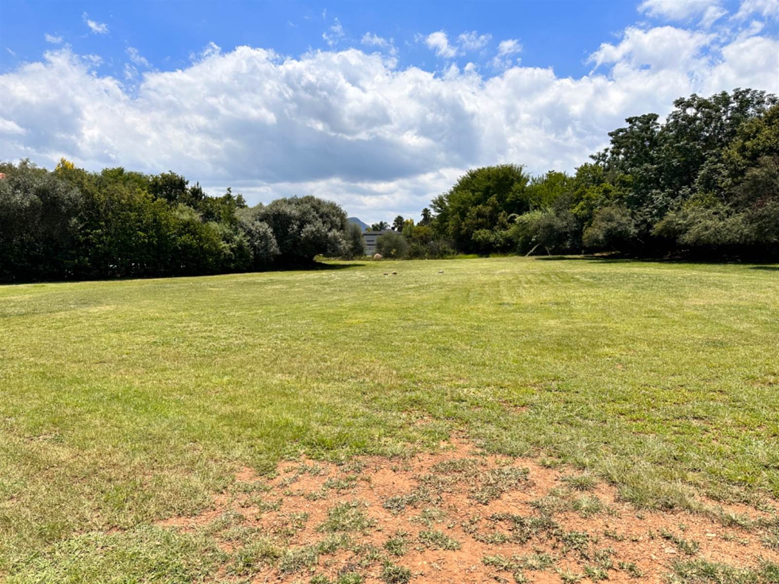 1015 m² Land available in Westlake Estate photo number 15