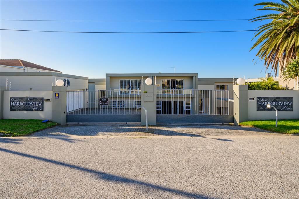 4 Bed House for sale in Humerail T4346024 Private Property