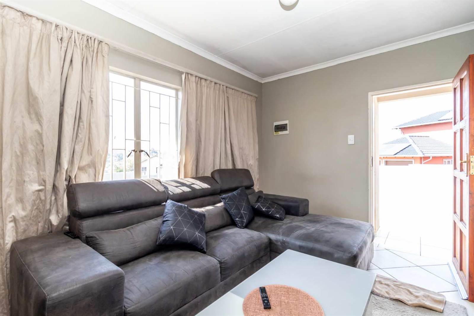 2 Bed House in Bloubosrand photo number 4