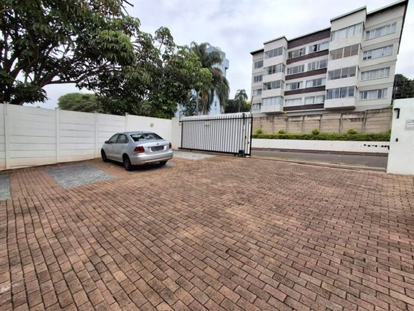 240 m² Commercial space 240 m² Commercial space