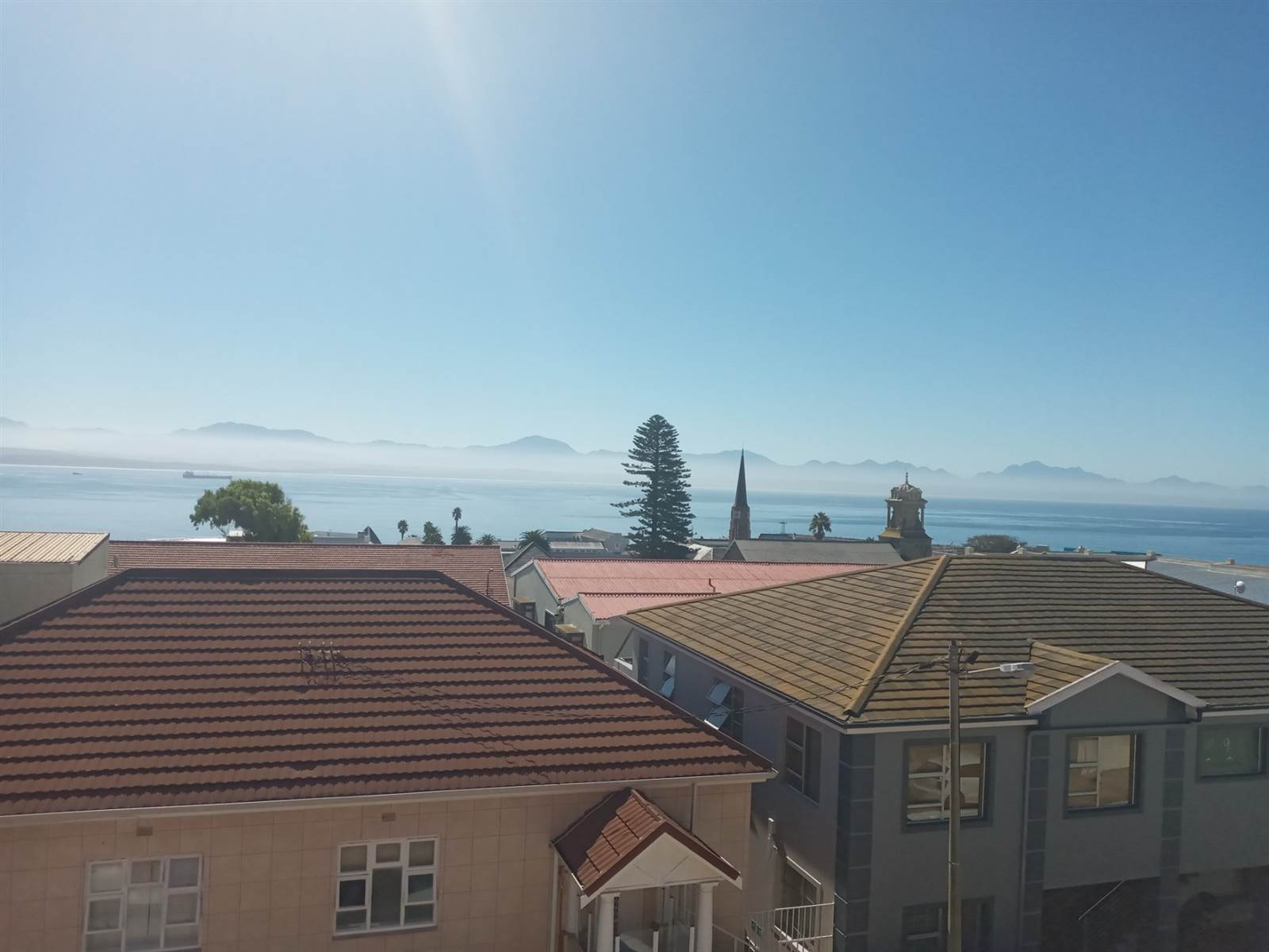 3 Bed Penthouse in Mossel Bay Central photo number 2
