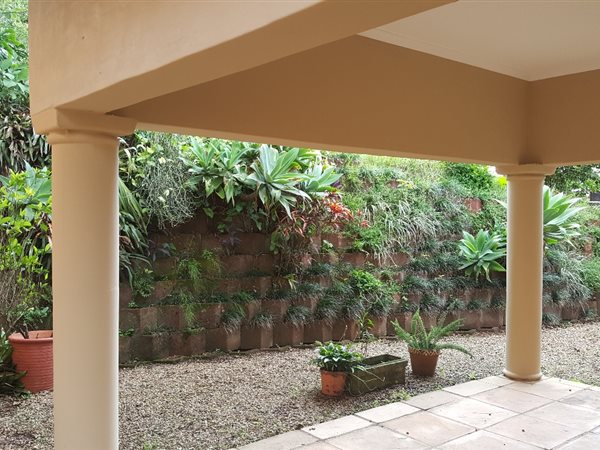 2 Bed Garden Cottage in Waterfall