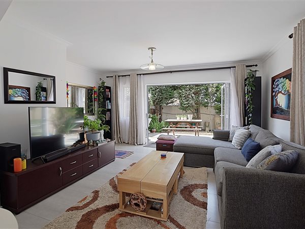 3 Bedroom Townhouse 3 Bedroom Townhouse