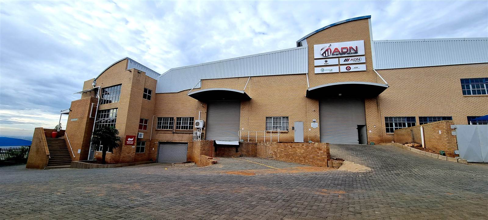 2986  m² Industrial space in Kyalami photo number 1
