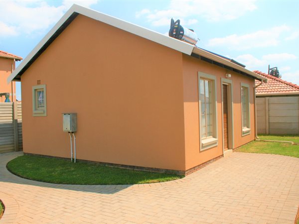 2 Bed House in Germiston Central