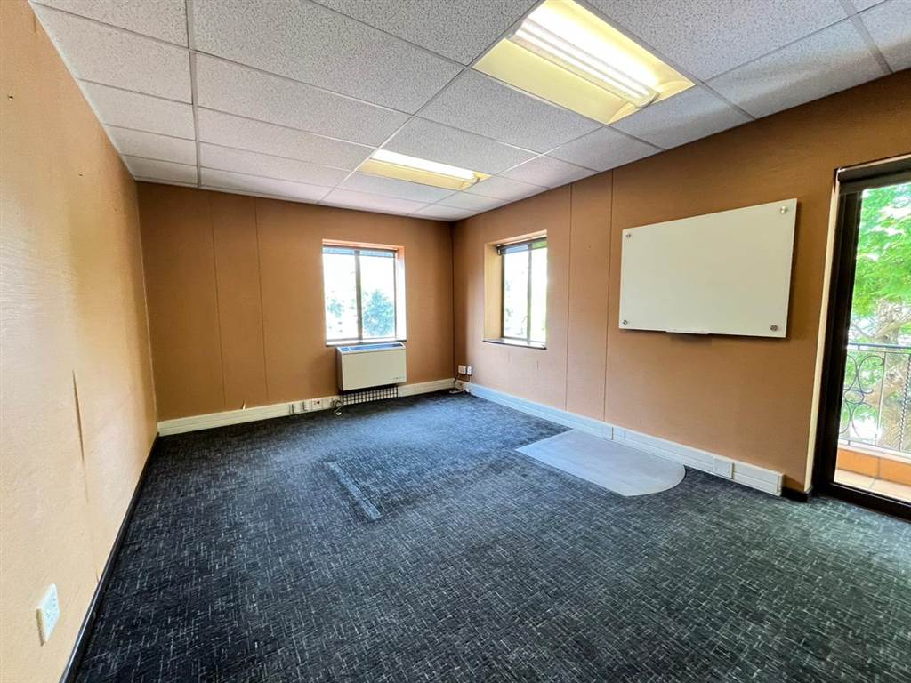 113  m² Commercial space in Bryanston photo number 6