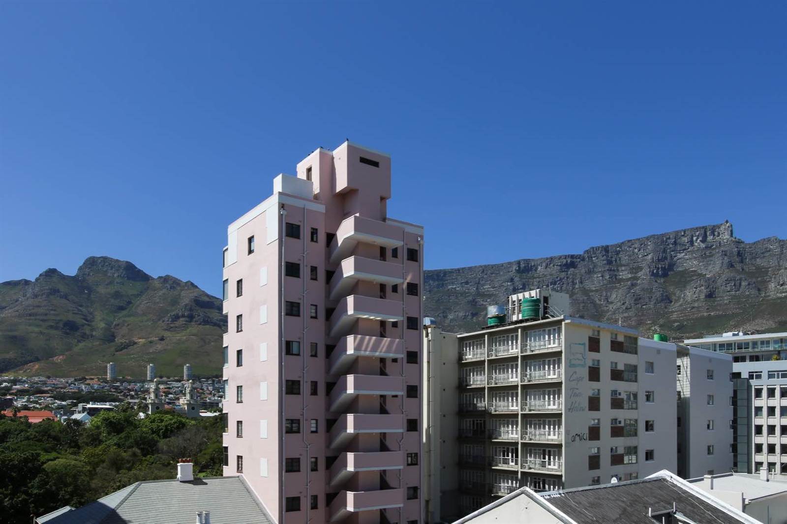 1 Bed Apartment in Cape Town City Centre photo number 23