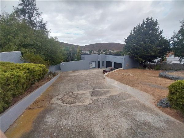 3 Bedroom House 3 Bedroom House