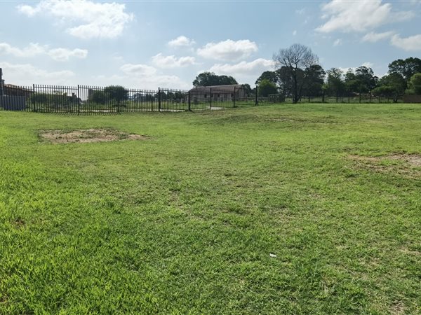 500 m² Land available in Kungwini Country Estate