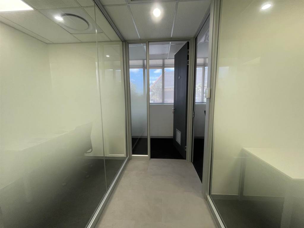 28  m² Commercial space in Jansen Park photo number 11