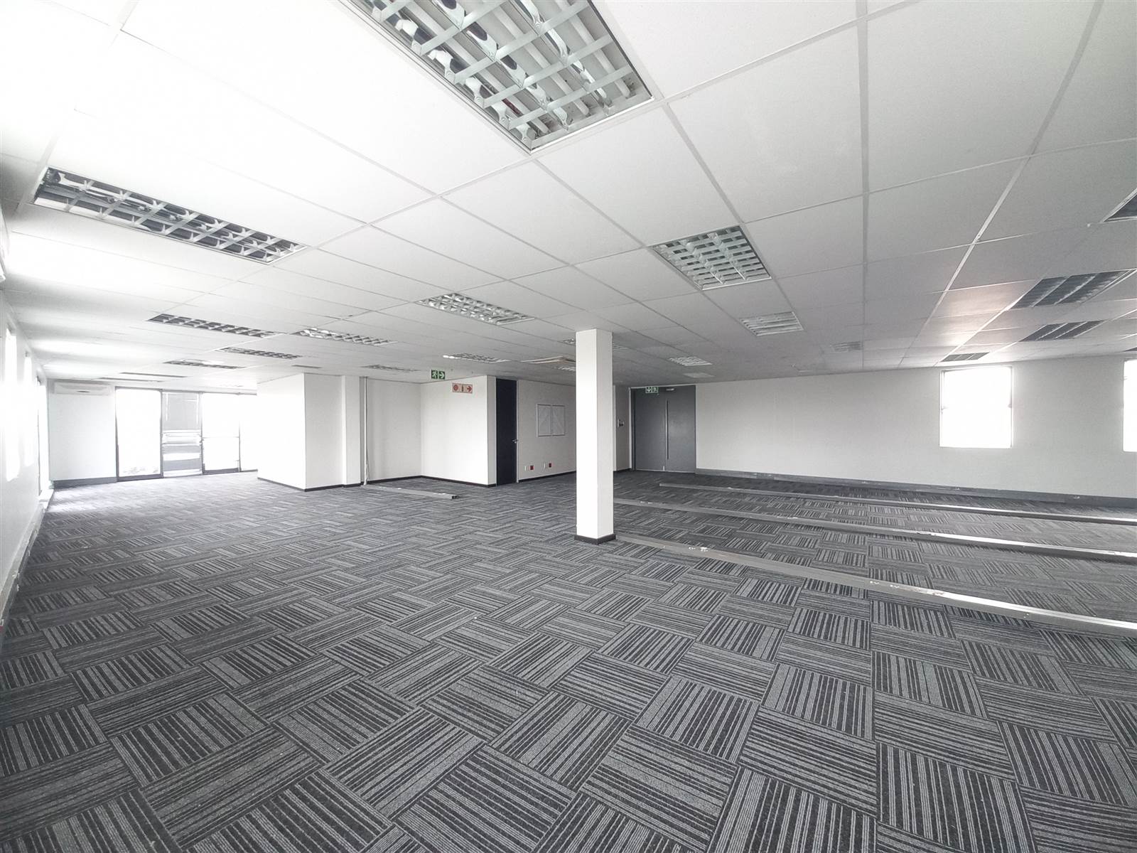 710  m² Commercial space in Century City photo number 23