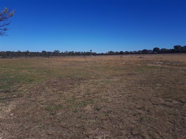 5587 m² Land available in Wilkeville