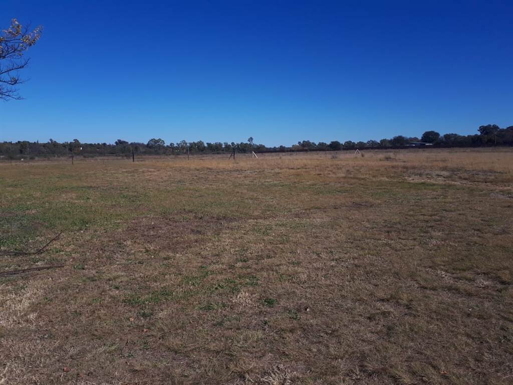 5587 m² Land available in Wilkeville photo number 1