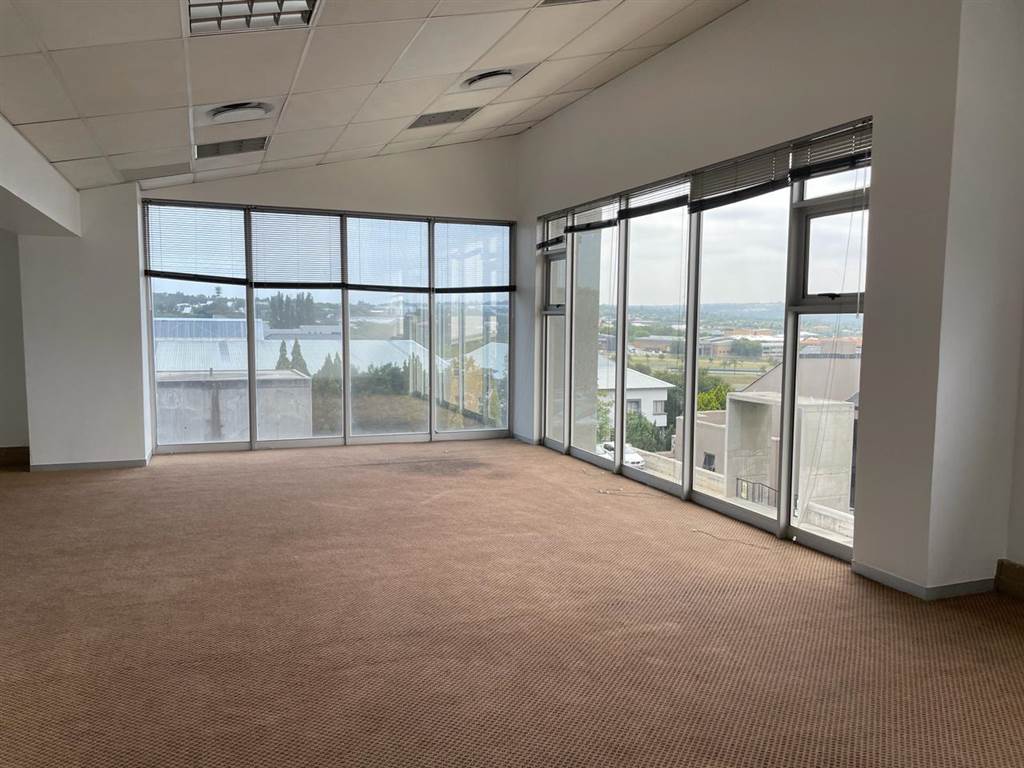 238  m² Commercial space in Kyalami photo number 22