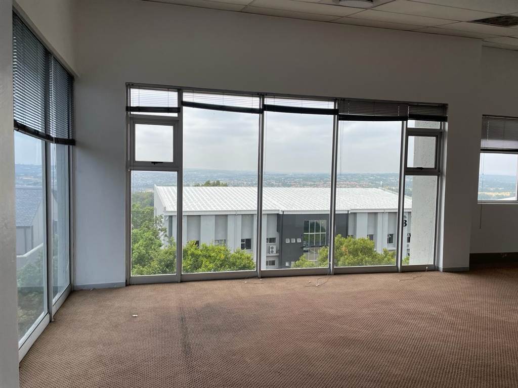 238  m² Commercial space in Kyalami photo number 18