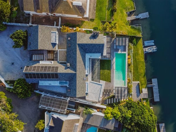 6 Bedroom House 6 Bedroom House