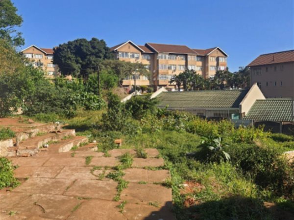 1 144 m² Land 1 144 m² Land