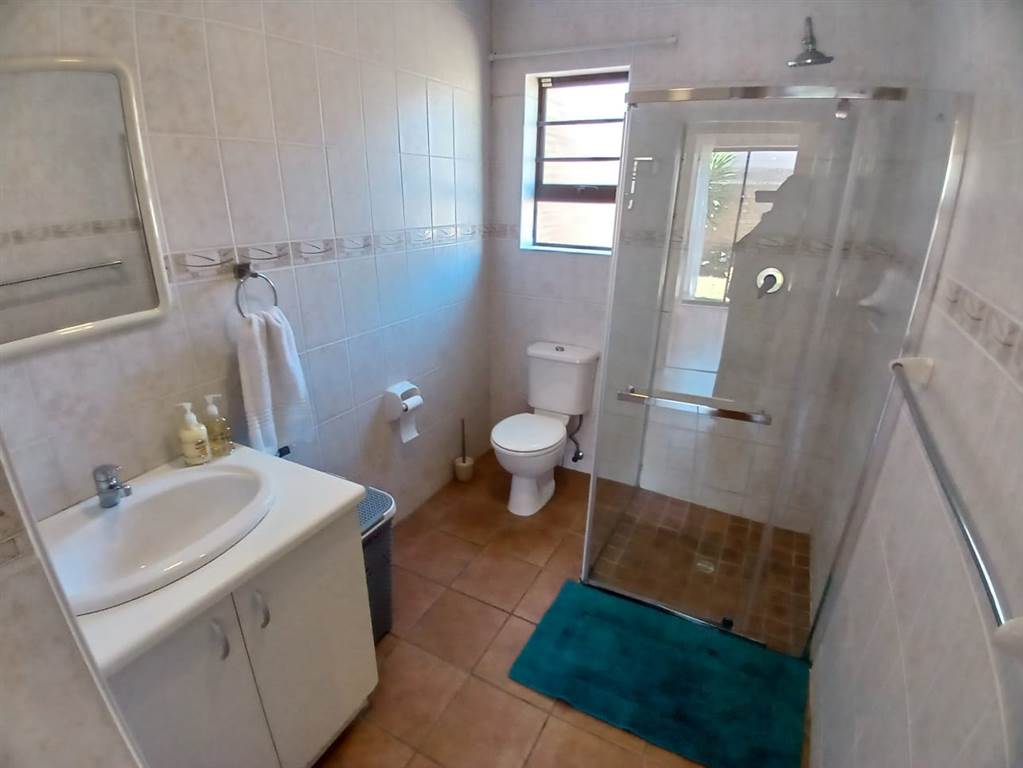 3 Bed Townhouse in Summerstrand photo number 15