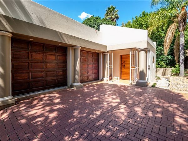 3 Bedroom House 3 Bedroom House