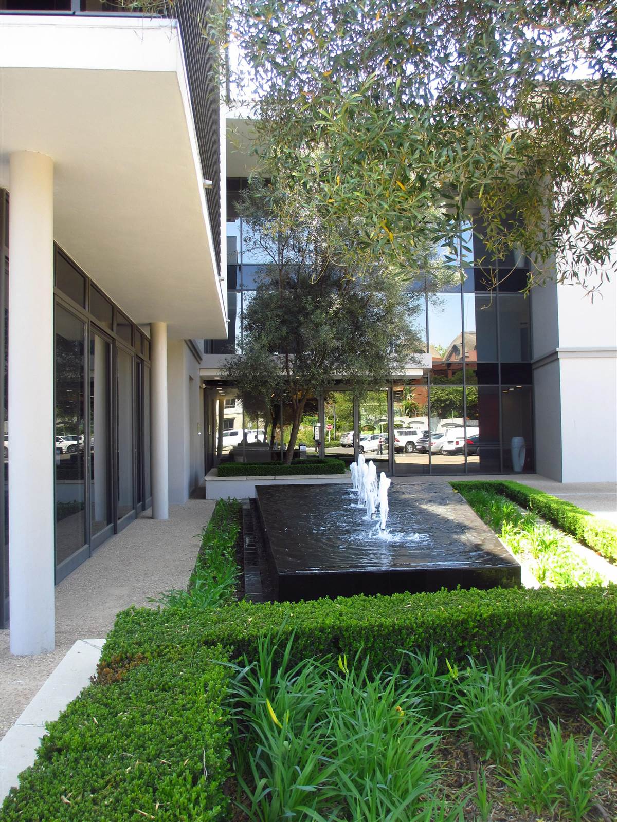 1658  m² Commercial space in Fourways photo number 3