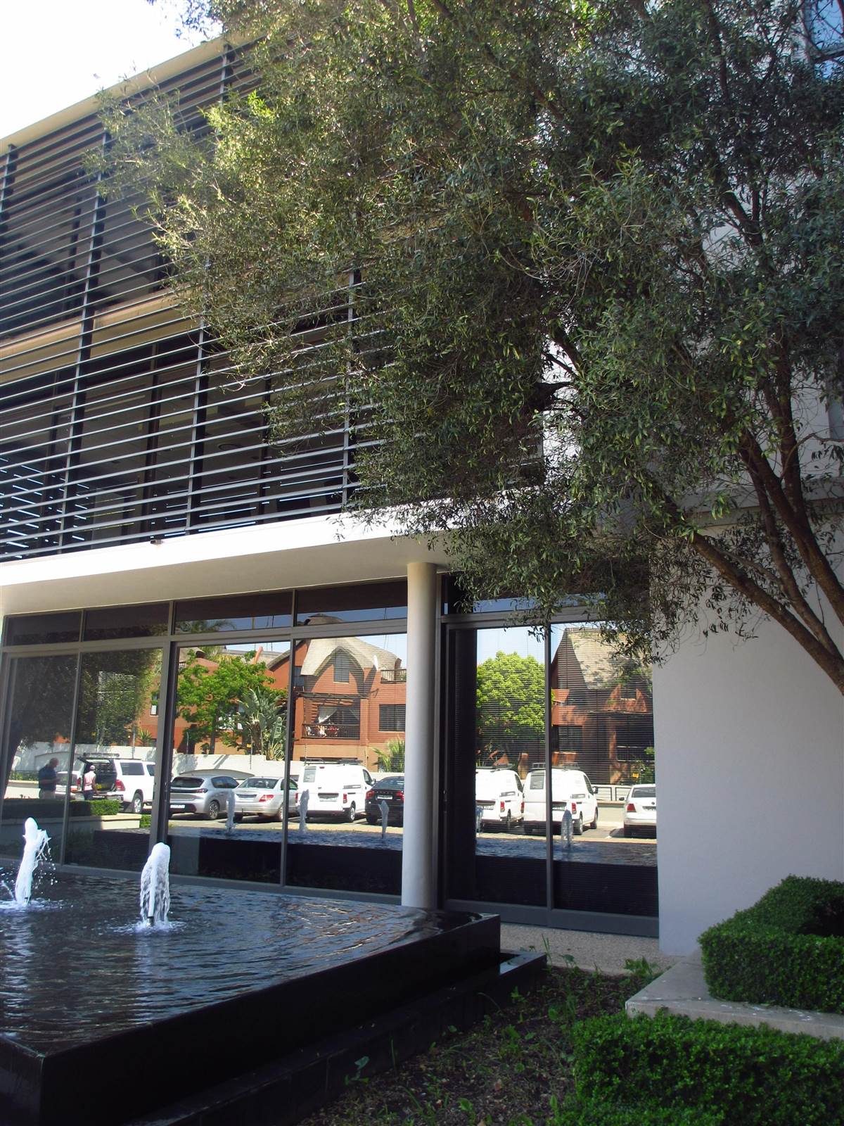 1658  m² Commercial space in Fourways photo number 2