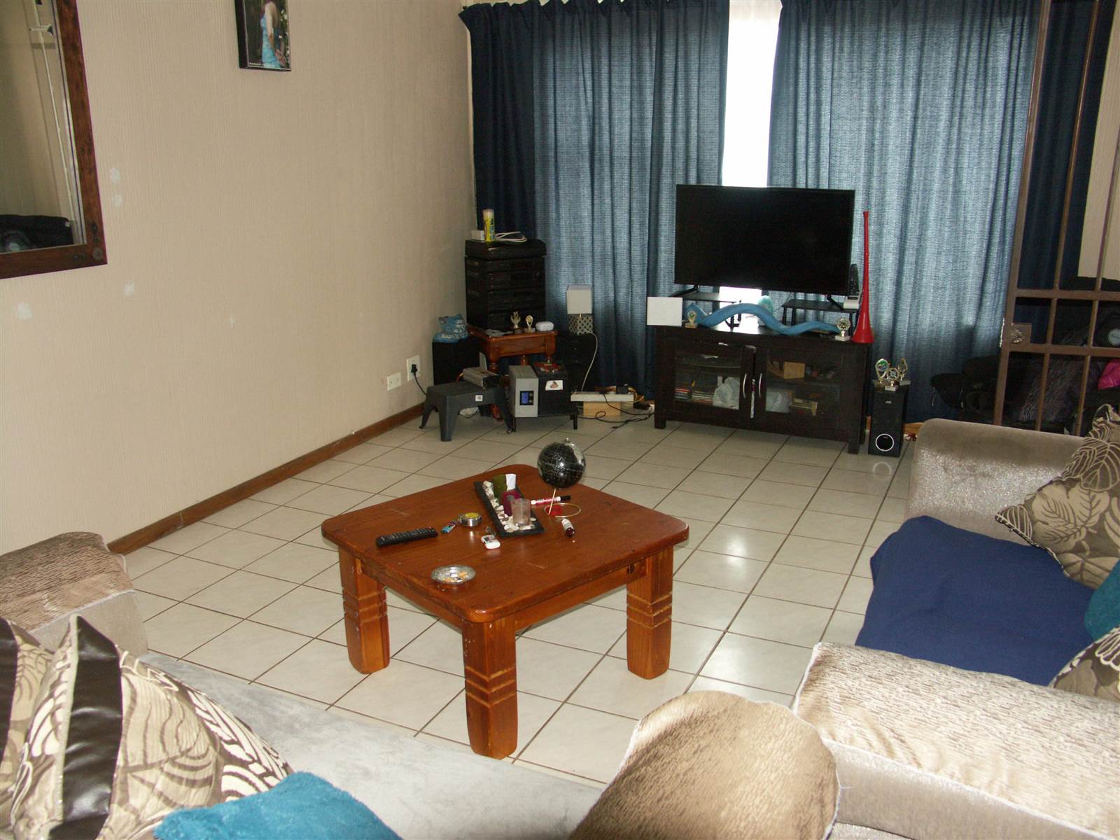 2 Bed Apartment in Rangeview photo number 4