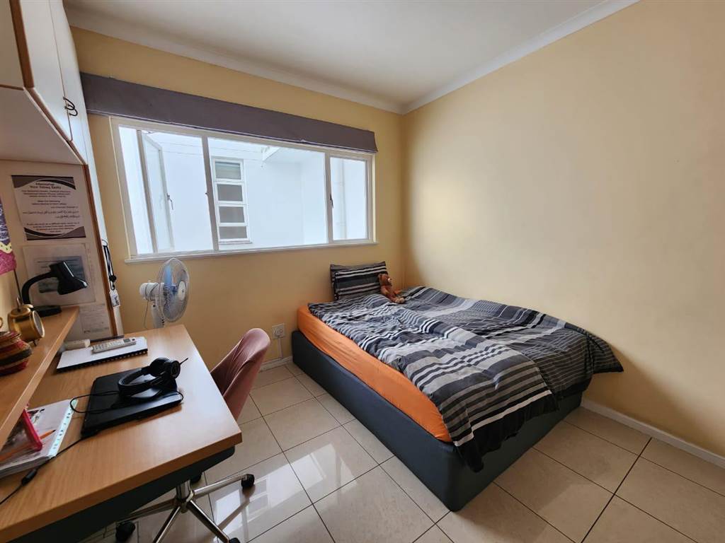 3 Bed Apartment in Greyville photo number 20