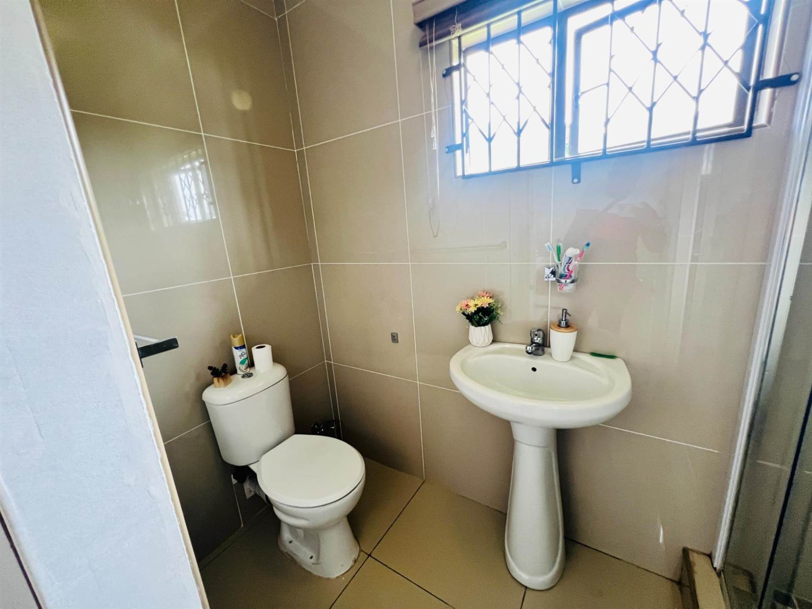 2 Bed House in Umlazi photo number 20