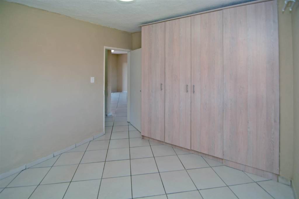 2 Bed Apartment in Delmas photo number 12