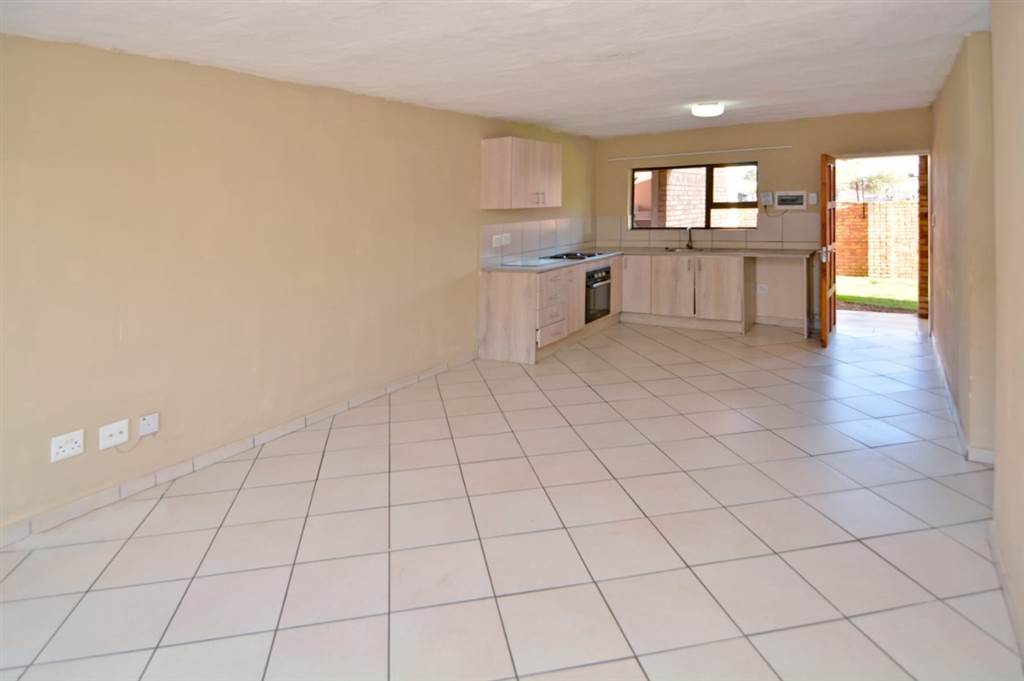 2 Bed Apartment in Delmas photo number 7