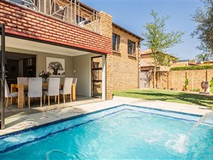 5 Bed Townhouse in North Riding