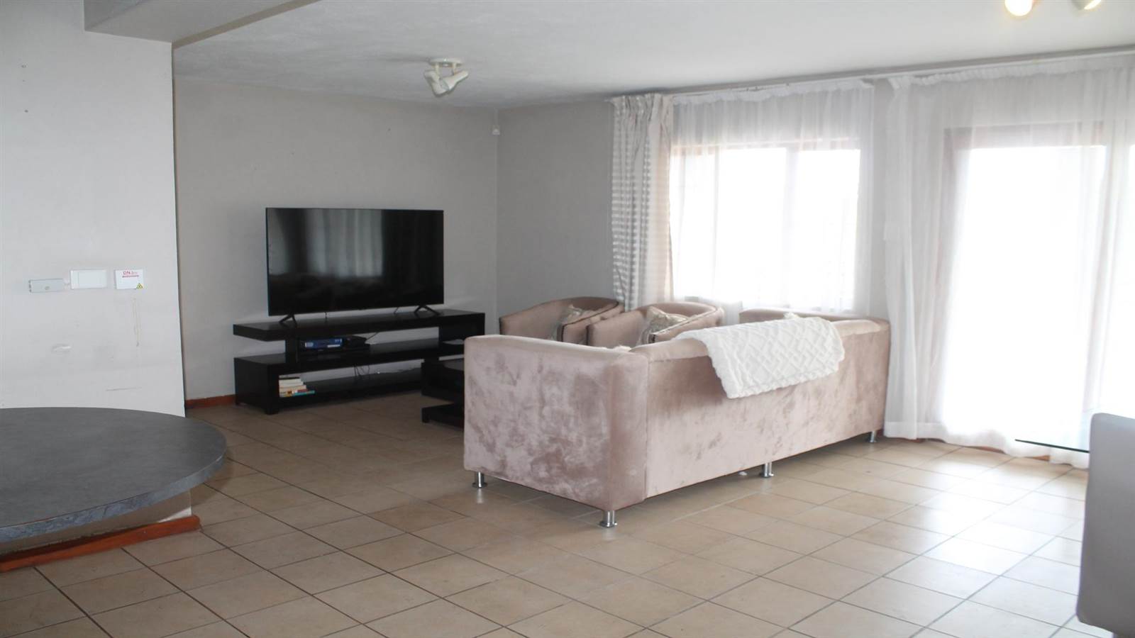 3 Bed Apartment in Nelspruit photo number 23