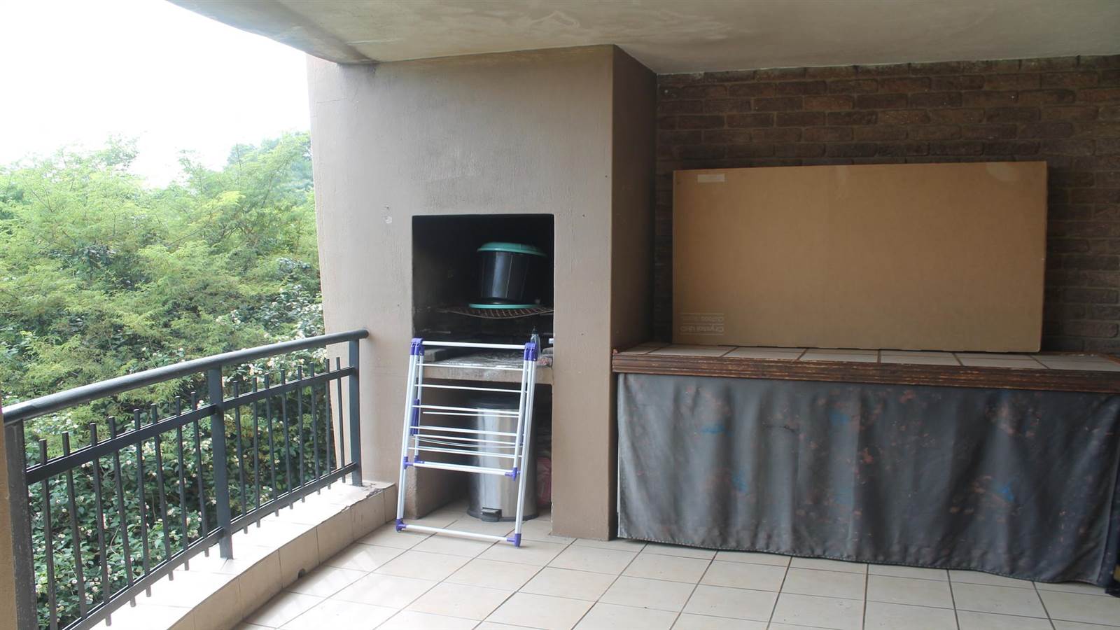3 Bed Apartment in Nelspruit photo number 6
