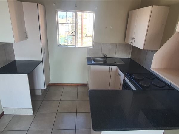 2 Bedroom Townhouse 2 Bedroom Townhouse