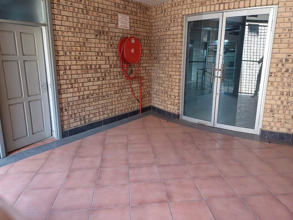 144  m² Commercial space in Nelspruit Central photo number 17