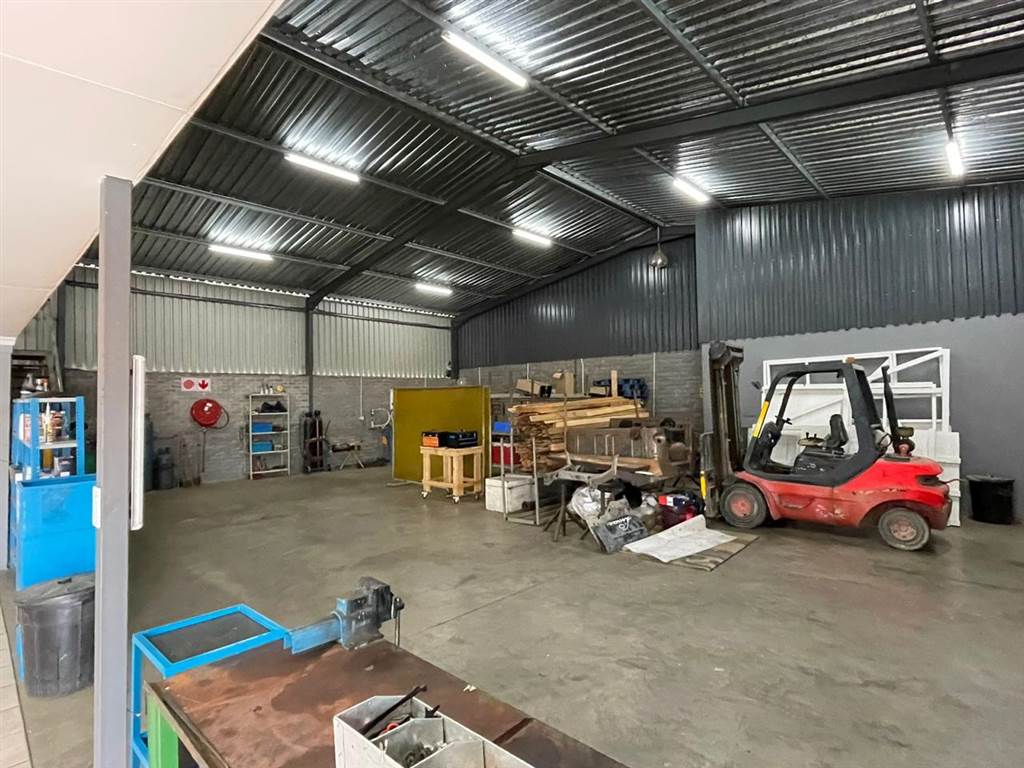 655  m² Industrial space in Secunda Commercial photo number 6