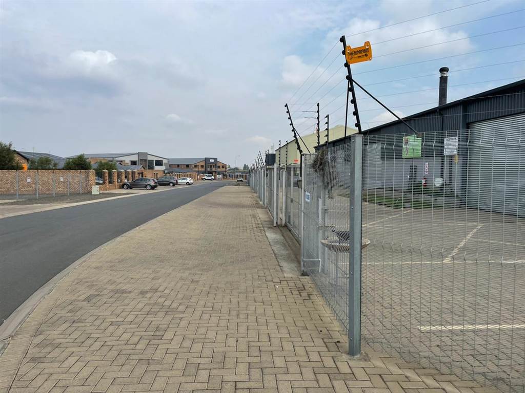 655  m² Industrial space in Secunda Commercial photo number 19