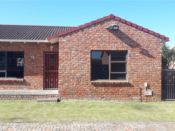 2 Bedroom Townhouse 2 Bedroom Townhouse