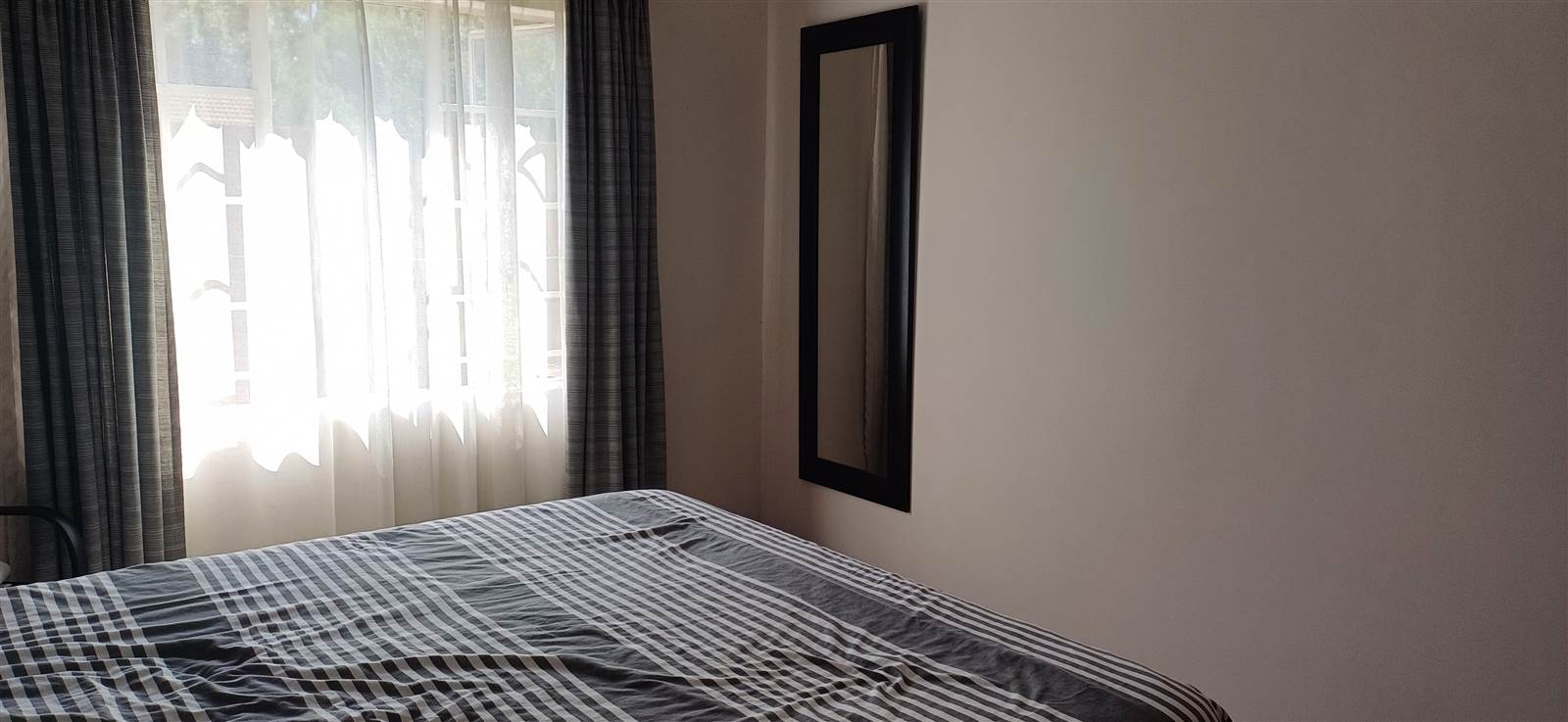 2 Bed Apartment in Pretoria North photo number 13
