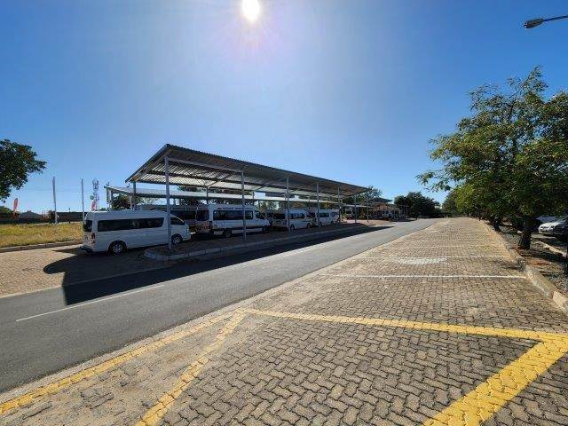 200  m² Commercial space in Hoedspruit photo number 19