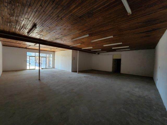 200  m² Commercial space in Hoedspruit photo number 11