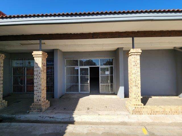 200  m² Commercial space in Hoedspruit photo number 1