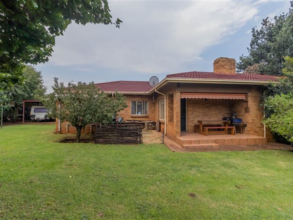 3 Bedroom House 3 Bedroom House