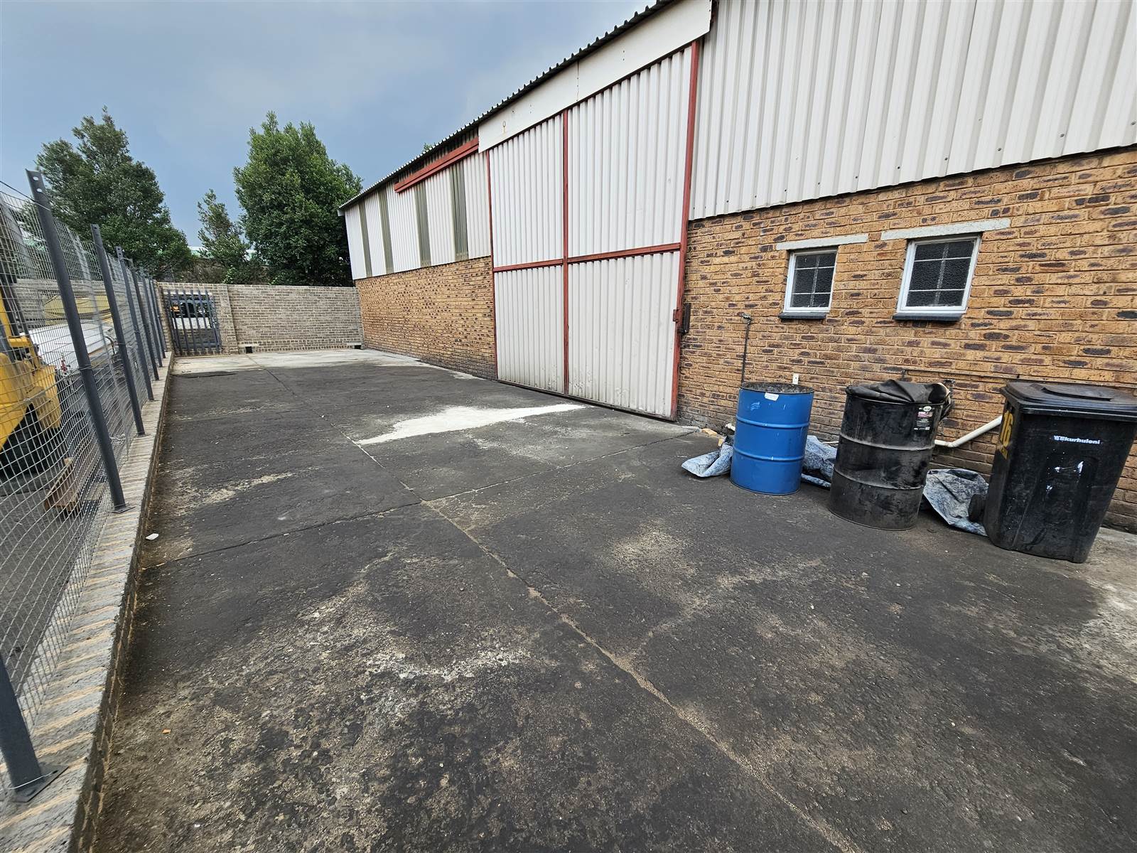 290  m² Industrial space in Anderbolt photo number 16