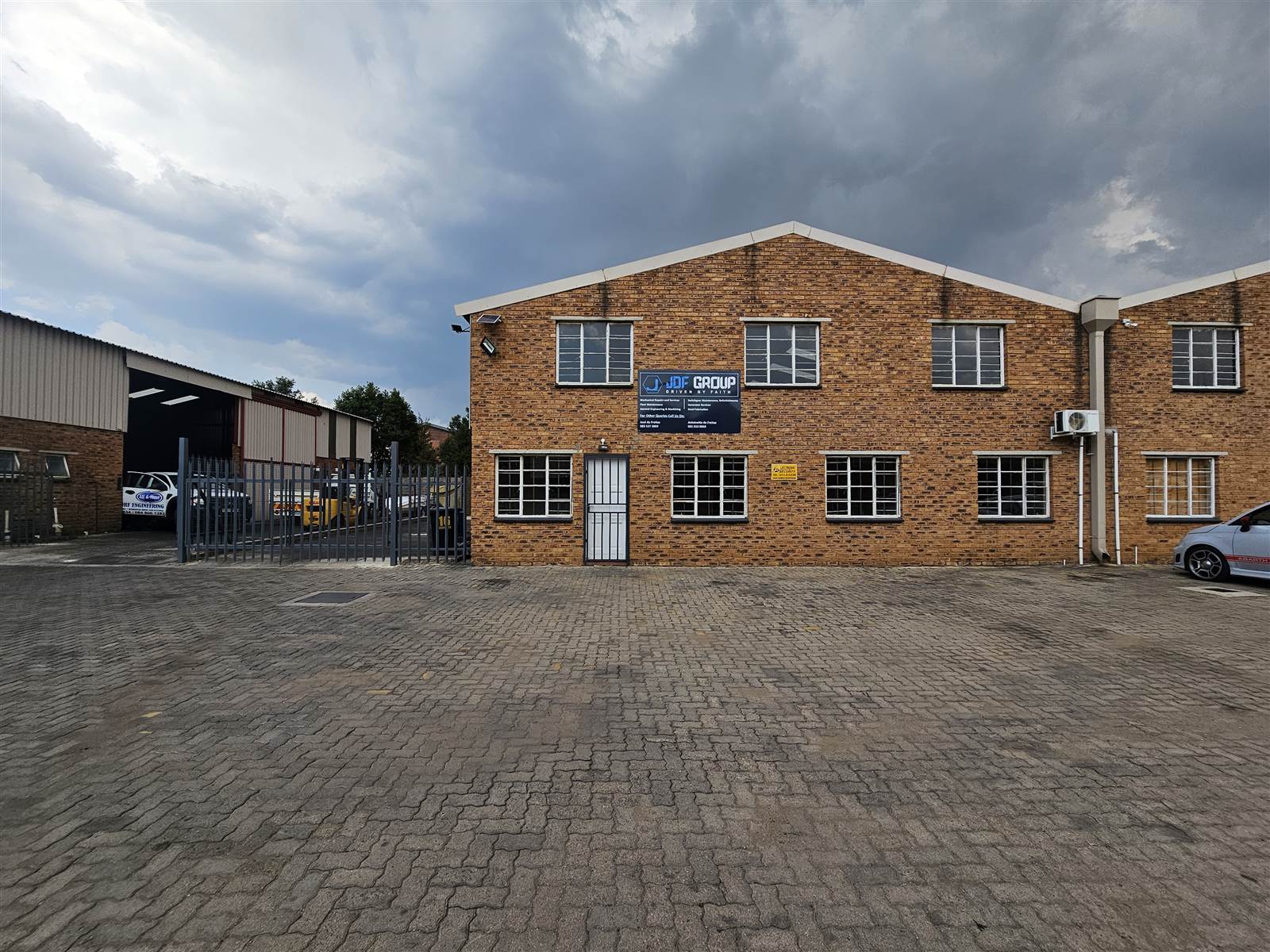 290  m² Industrial space in Anderbolt photo number 3