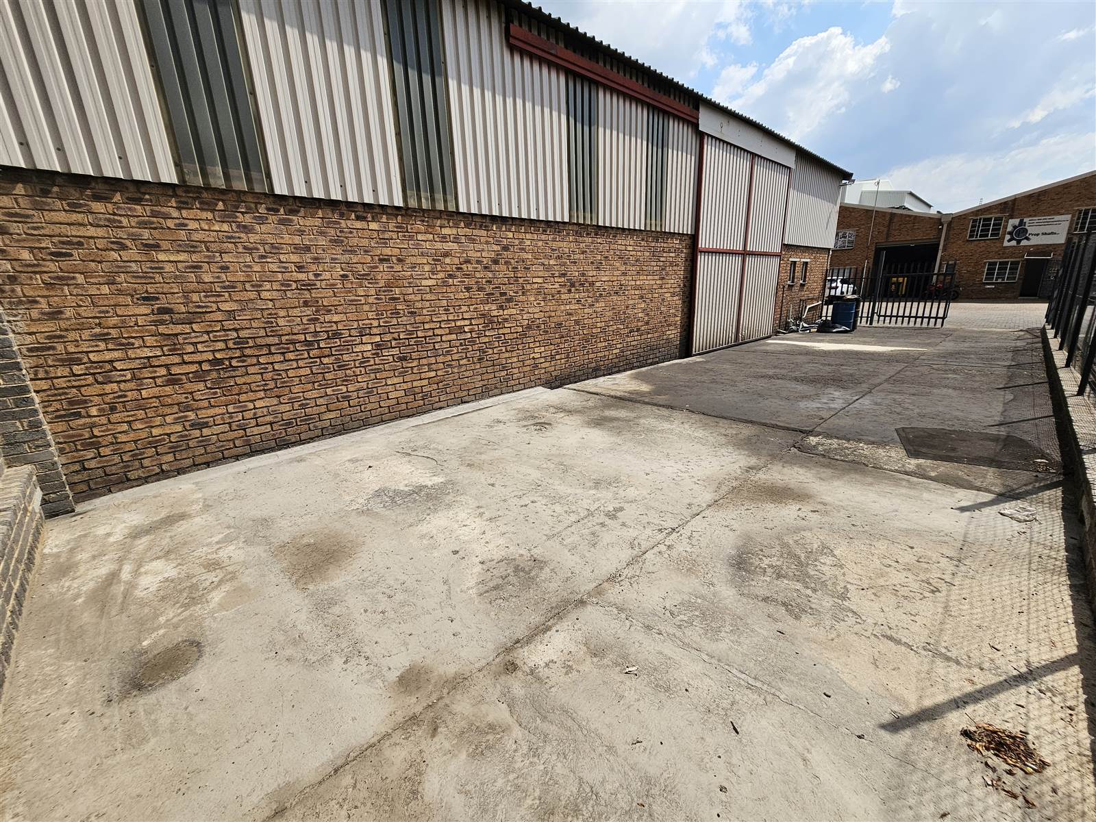 290  m² Industrial space in Anderbolt photo number 14