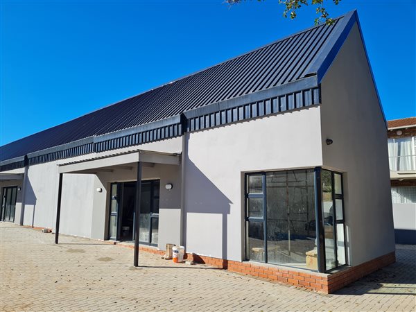 79  m² Retail Space in Walmer