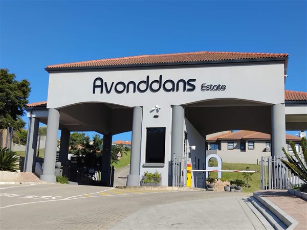 826 m² Land