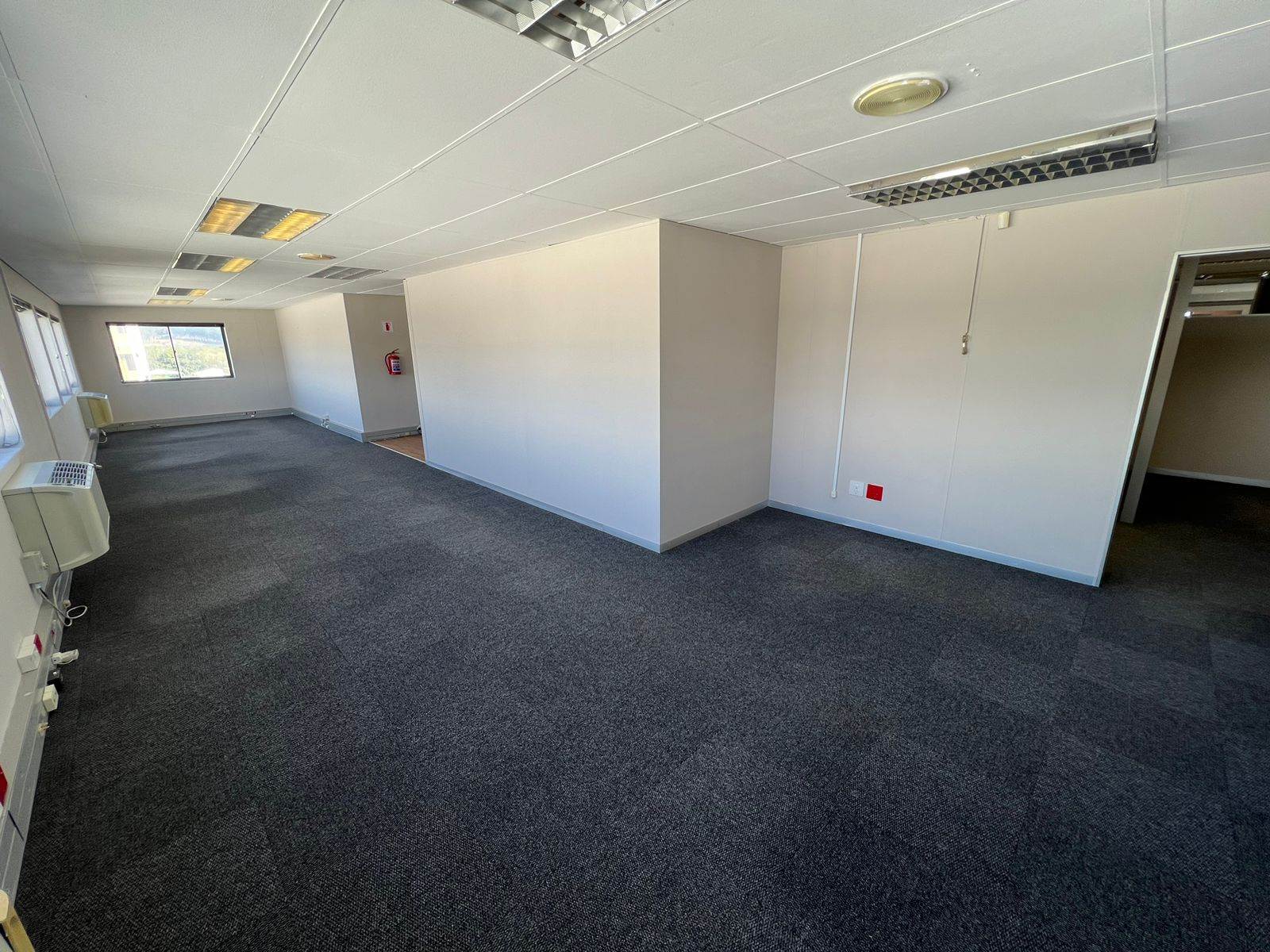 410  m² Commercial space in Tyger Valley photo number 7